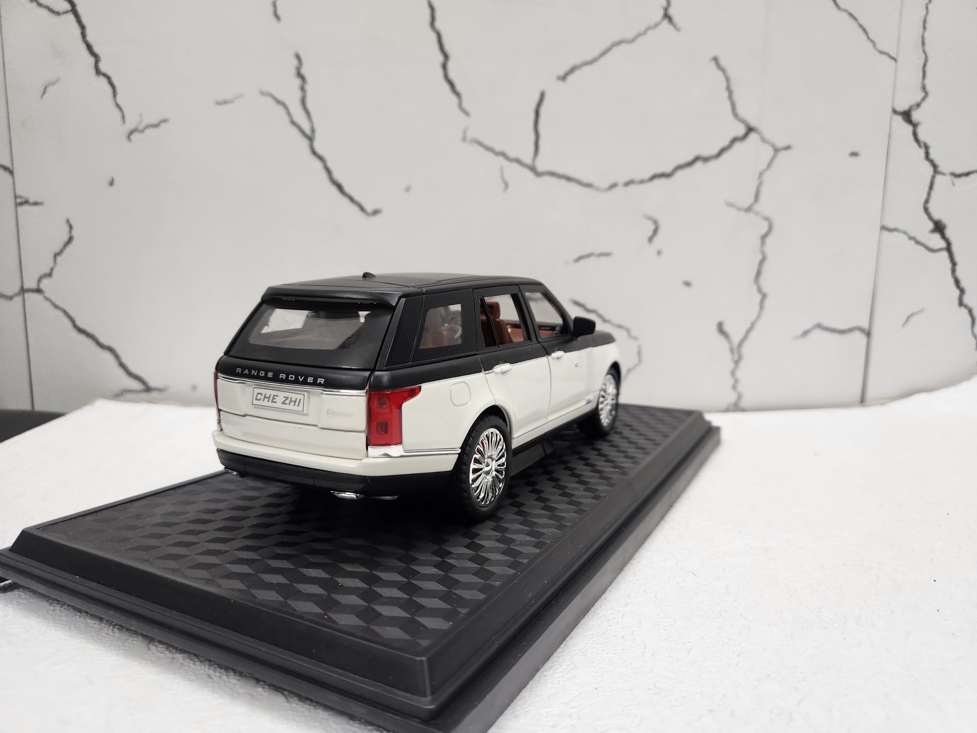 Range Rover Toy Car - Kaarr