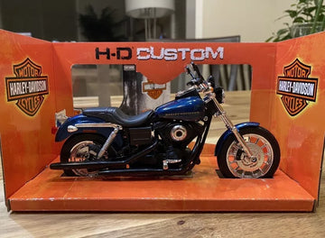 Harley Davidson DYNA Super Glide Sport 2004 1:12 Licensed Maisto Diecast Alloy Model Bike