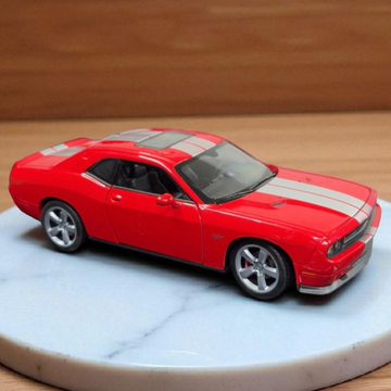 Dodge Challenger SRT Red 2012 Licensed Welly 1:24 Diecast Scale Model
