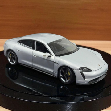 Porsche Taycan Turbo S Silver Licensed Welly 1:24 Diecast Scale Model