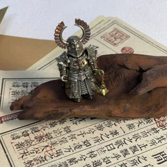 Crusader and Crimson Templar Figurine Statue Magnetic Ornament