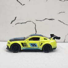 Load image into Gallery viewer, Mustang GT Diecast Model Car 1:43