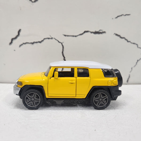 Toyota FJ Cruiser Yellow Diecast Model Car 1:43