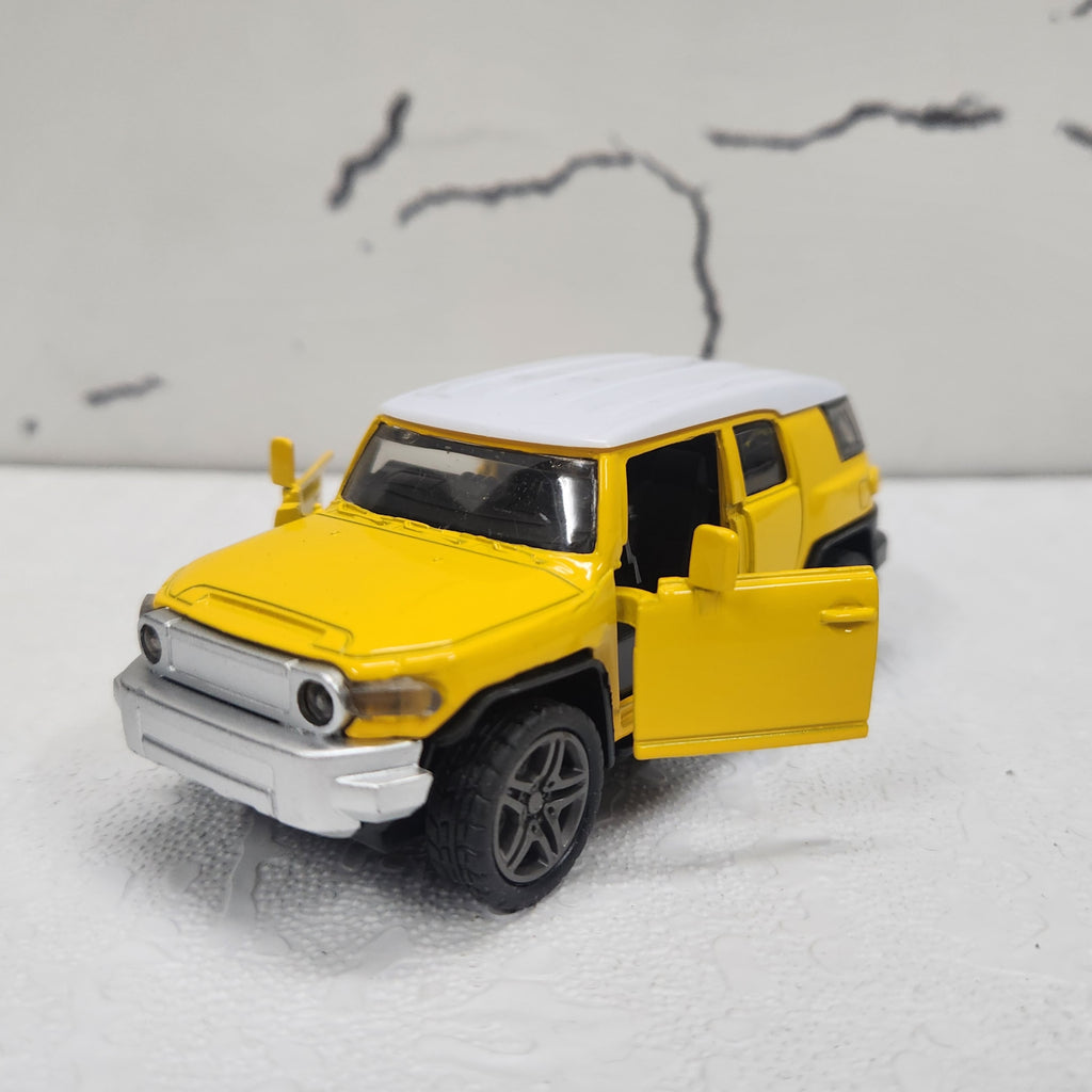 Toyota FJ Cruiser Yellow Diecast Model Car 1:43
