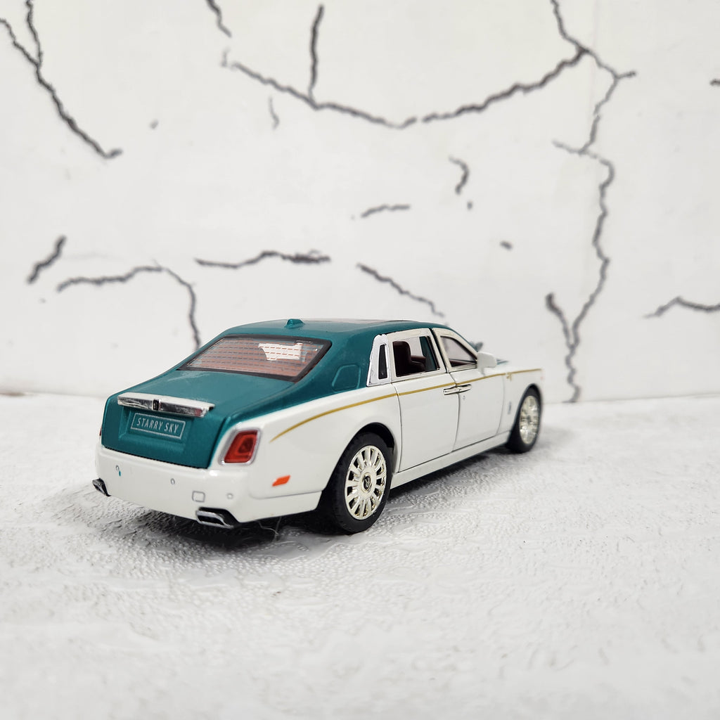Rolls Royce Phantom Metal Diecast Car 1:32 (16x6 cm)