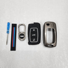 Load image into Gallery viewer, Skoda Old FLip Key Premium Metal Alloy Keycase with Holder &amp; Rope Chain