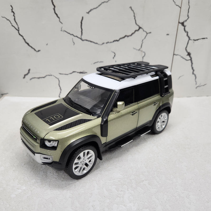 Defender 110 Green Metal Diecast Car  1:18 (28x11 cm)
