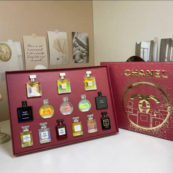 Chanel 14 Pcs Mini Perfumes Gift Set