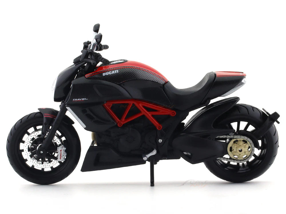 Ducati Diavel Carbon 1:12 Licensed Maisto Diecast Alloy Model Bike