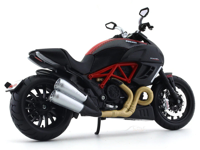 Ducati Diavel Carbon 1:12 Maisto Diecast Alloy Model Bike