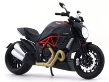 Load image into Gallery viewer, Ducati Diavel Carbon 1:12 Licensed Maisto Diecast Alloy Model Bike
