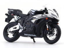 Load image into Gallery viewer, Honda CBR 1000RR 1:18 Licensed Maisto Diecast Alloy Model Bike