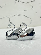 Load image into Gallery viewer, Ac vent Air Freshener Swan Silver