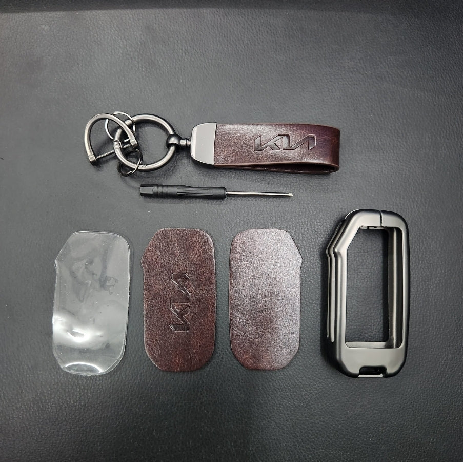 Kia Facelift (Keyless 4 Button Key) Luxury Metal Alloy Leather Keycase with Holder & Rope Chain