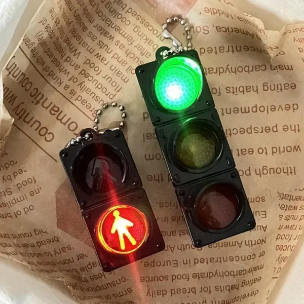 2 Pcs Traffic Signal LED Keychain