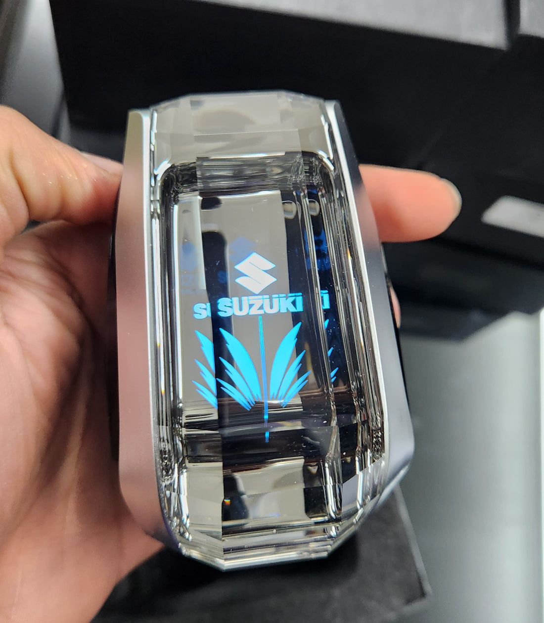 2024 Exclusive LED Crystal Sensor Touch 7 Colors Gear Knob