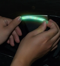 Load image into Gallery viewer, Tyre Rim Reflective Sticker