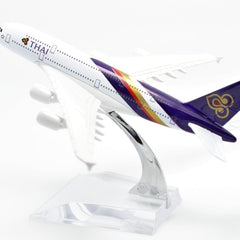 Thai B747 Aeroplane Diecast Model 16 CM