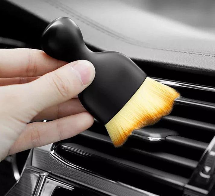 Car Interior Detailing, Cleaning Soft Brush, Curved Design Dust Collectors with Cover and Logo