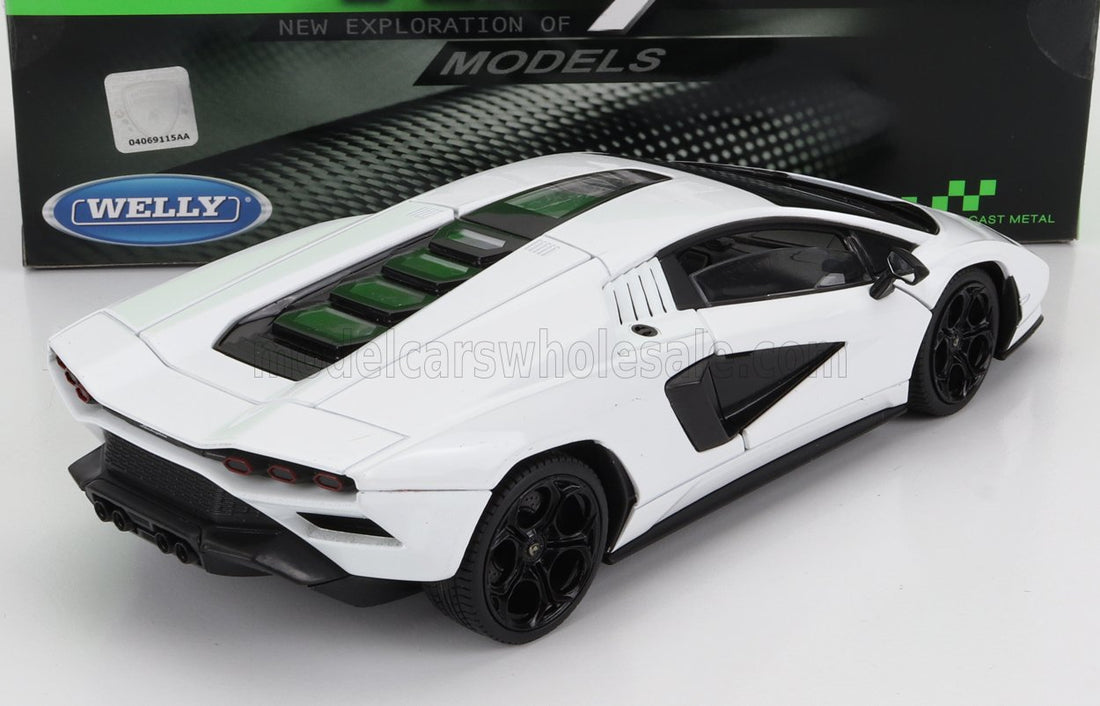 Lamborghini Countach White Licensed Welly 1:24 Diecast Scale Model