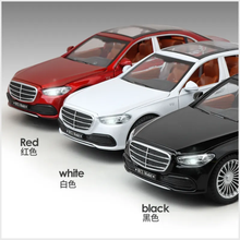 Load image into Gallery viewer, Mercedes Maybach S600L Metal Diecast Car