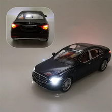 Load image into Gallery viewer, Mercedes Maybach S600L Metal Diecast Car