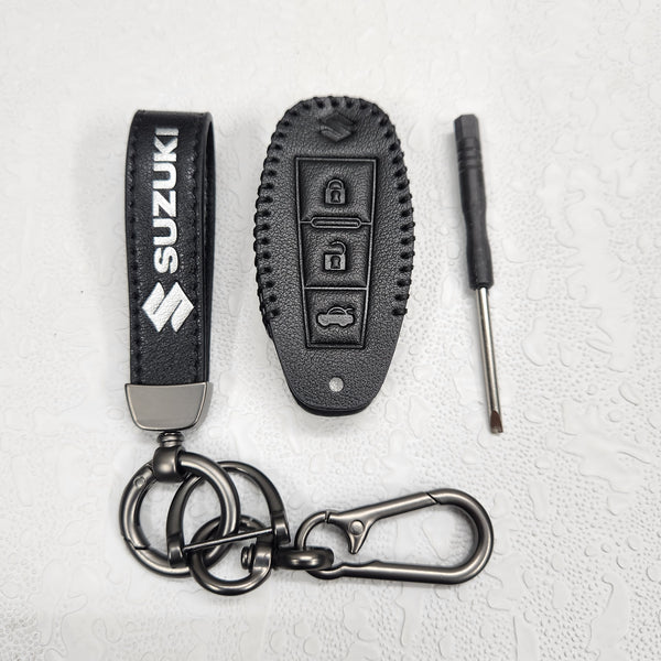 Suzuki Ciaz/Baleno/Scross 3 Button Key Luxury Pure Handmade Oilwax Leather Keycase with Logo, Caption, Hook, and Chain