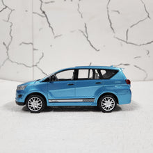Load image into Gallery viewer, Crysta Model Car