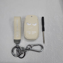 Load image into Gallery viewer, Kia Seltos/Sonet 4 Button Key Luxury Handmade Oilwax Leather Keycase with Logo, Caption, Hook, and Chain