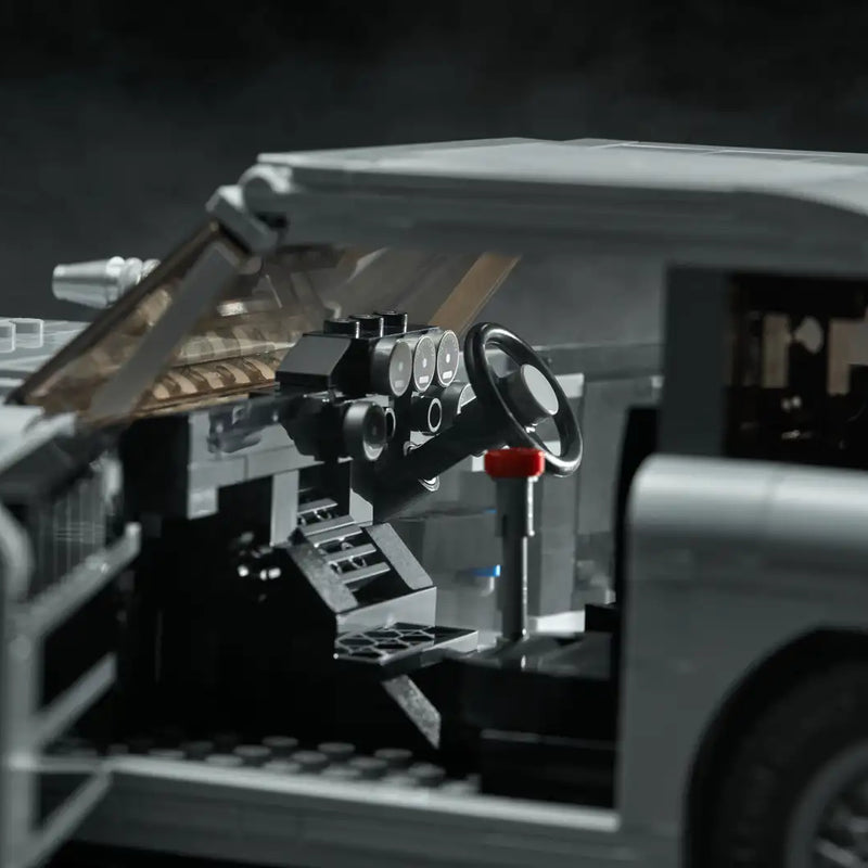 James Bond Aston Martin DB5 1295Pcs, Building Blocks Car