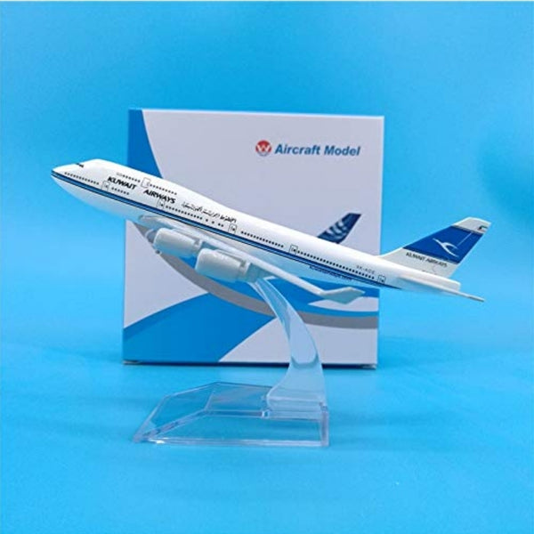 Kuwait Airways B747 Aeroplane Diecast Model 16 CM