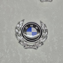 Load image into Gallery viewer, 3D Owners Club v4.0 Car Metal Emblem Badge Sticker Decal (Silver) 6 x 5.5 cm