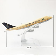 Saudi Airlines B747 Aeroplane Diecast Model 16 CM