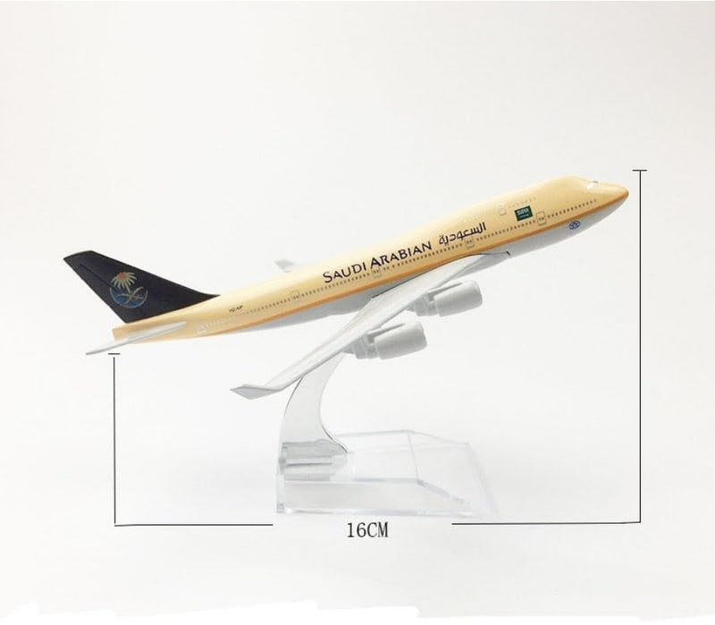 Saudi Airlines B747 Aeroplane Diecast Model 16 CM
