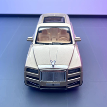 Load image into Gallery viewer, Rolls Royce Cullinan Metal Diecast Car
