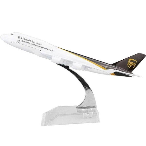 UPS B747 Aeroplane Diecast Model 16 CM