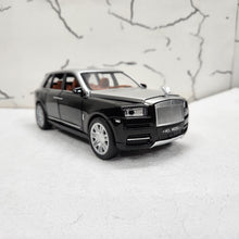 Load image into Gallery viewer, Rolls Royce Cullinan Black/Silver Metal Diecast Car 1:22 (22x9 cm)