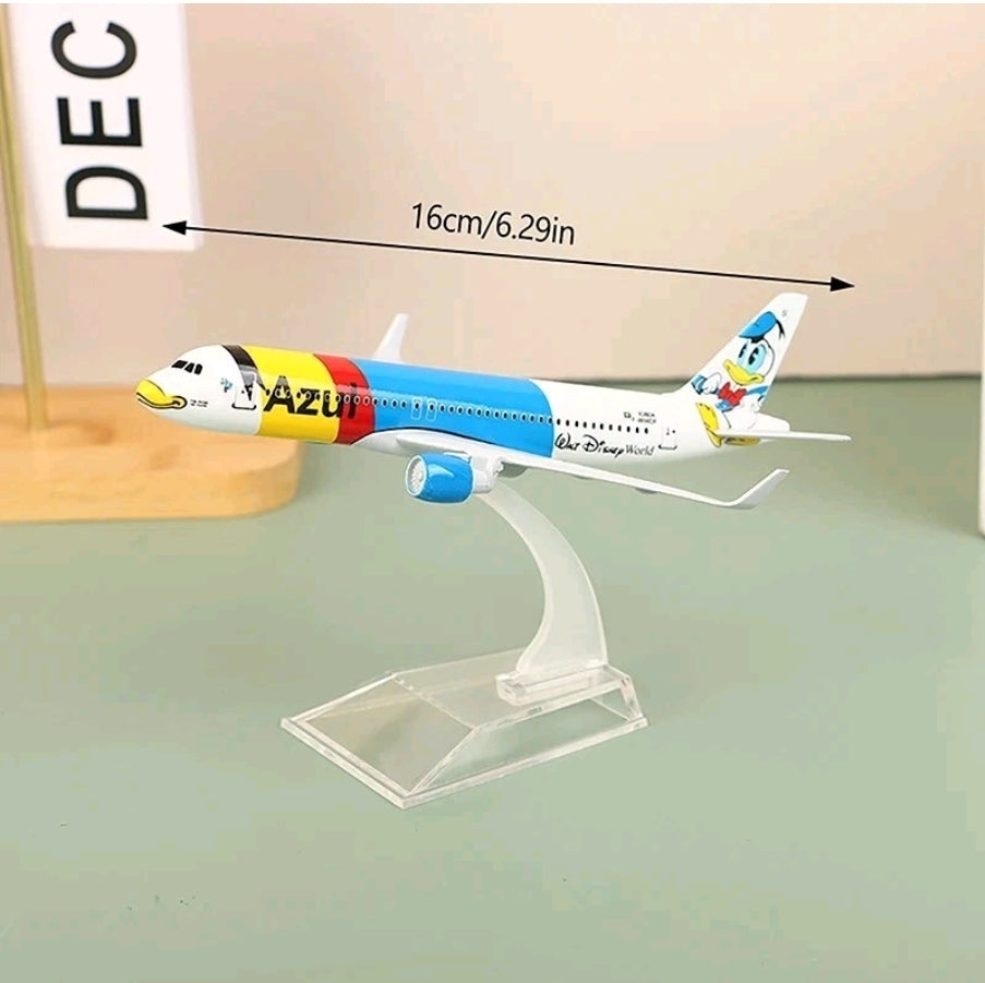Donald Duck A320 Aeroplane Diecast Model 16 CM