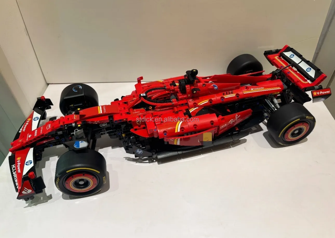 Ferrari SF 24 F1 Technique Version 1362Pcs, 1:8 Scale Building Blocks Car