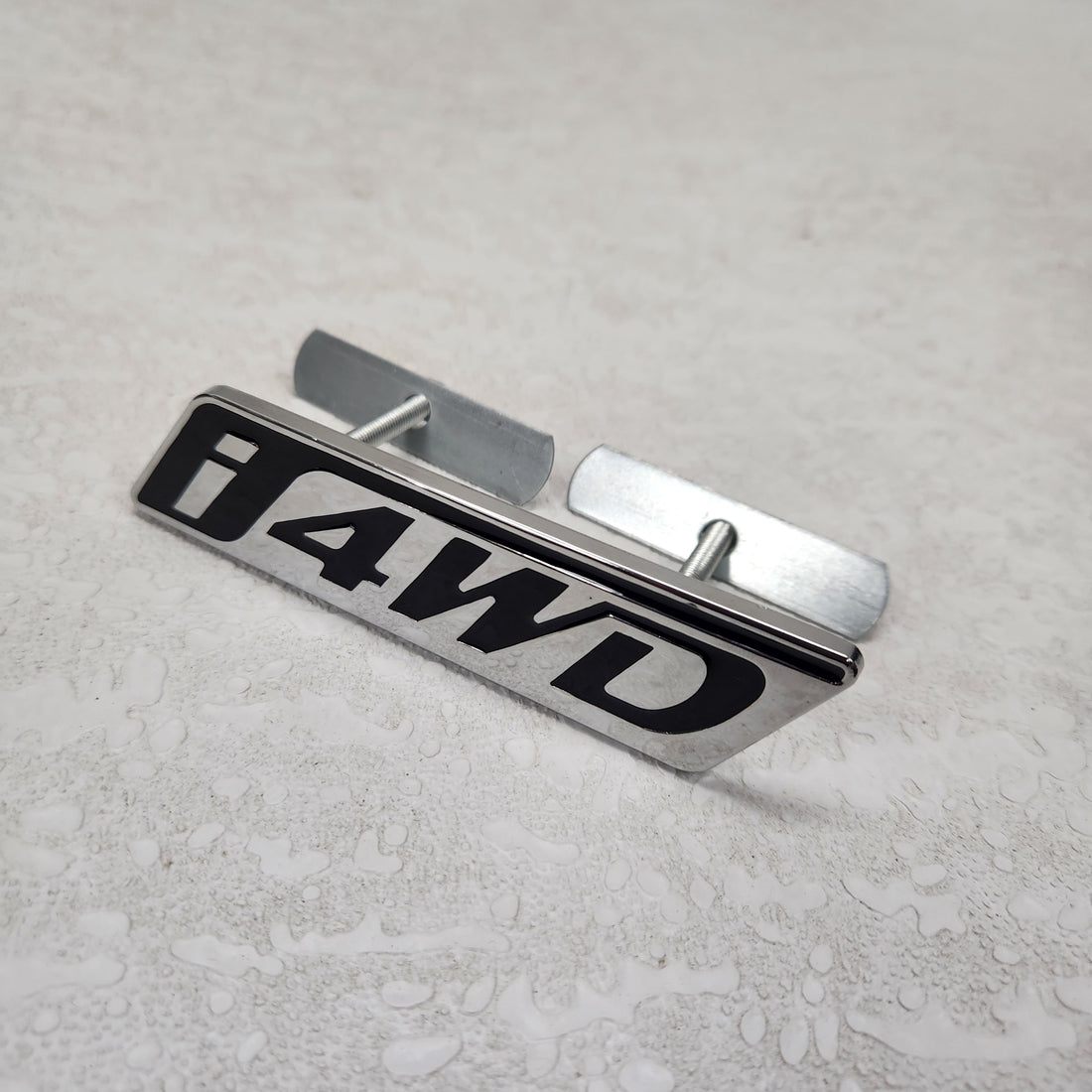 4WD Grille Metal Emblem (12 x 2.9 cm)