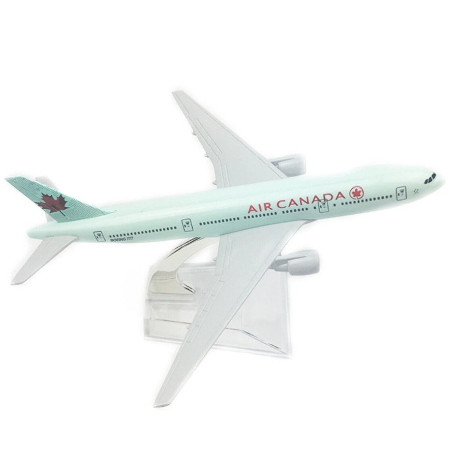 Air Canada B777 Aeroplane Diecast Model 16 CM
