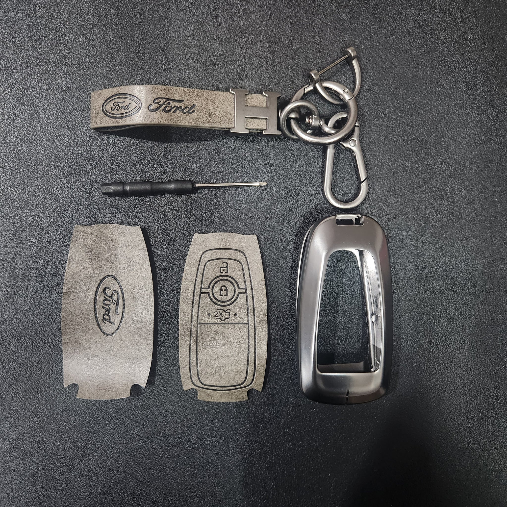 Ford (3 Button) New Key Luxury Metal Alloy Leather Keycase with Holder & Rope Chain