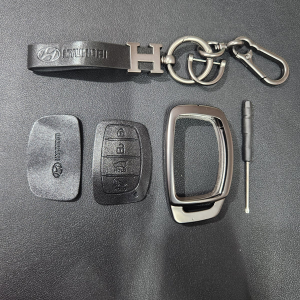 Hyundai Creta/Venue/i20 (4 Button Key) Metal Alloy Leather Keycase with Holder & Rope Chain