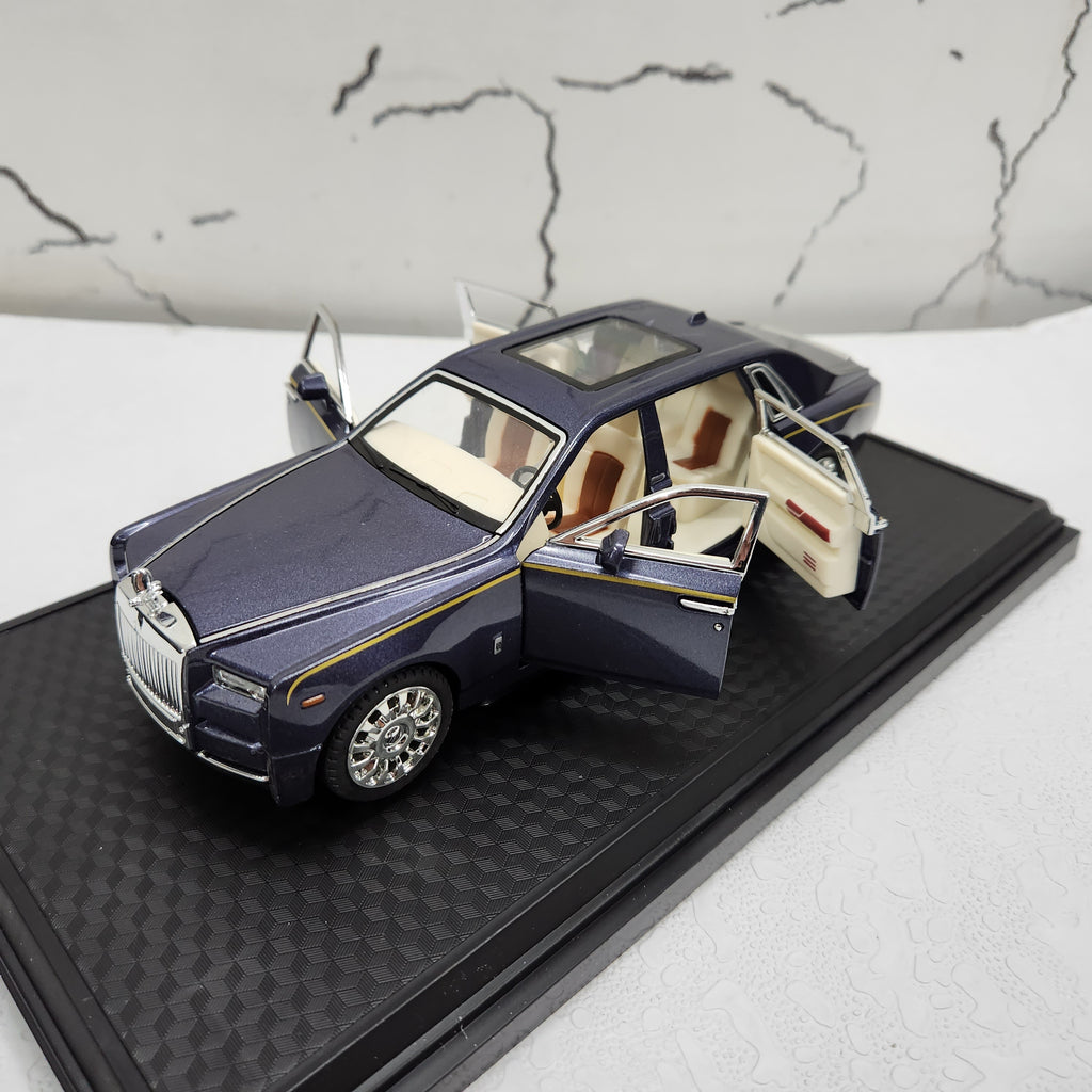 Rolls Royce Phantom Blue Metal Diecast Car 1:24 (20x8 cm)