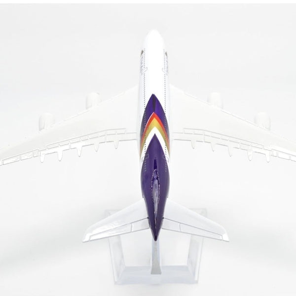 Thai B747 Aeroplane Diecast Model 16 CM