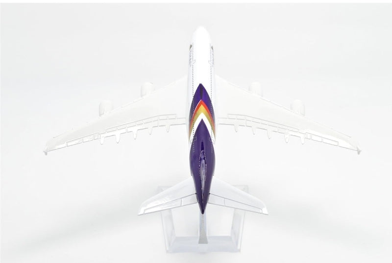 Thai B747 Aeroplane Diecast Model 16 CM