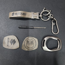 Load image into Gallery viewer, Suzuki Old Key Metal Alloy Leather Keycase with Holder &amp; Rope Chain