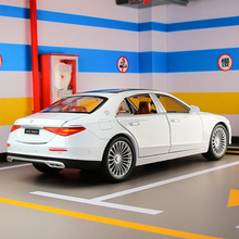 Load image into Gallery viewer, Mercedes Maybach S600L Metal Diecast Car