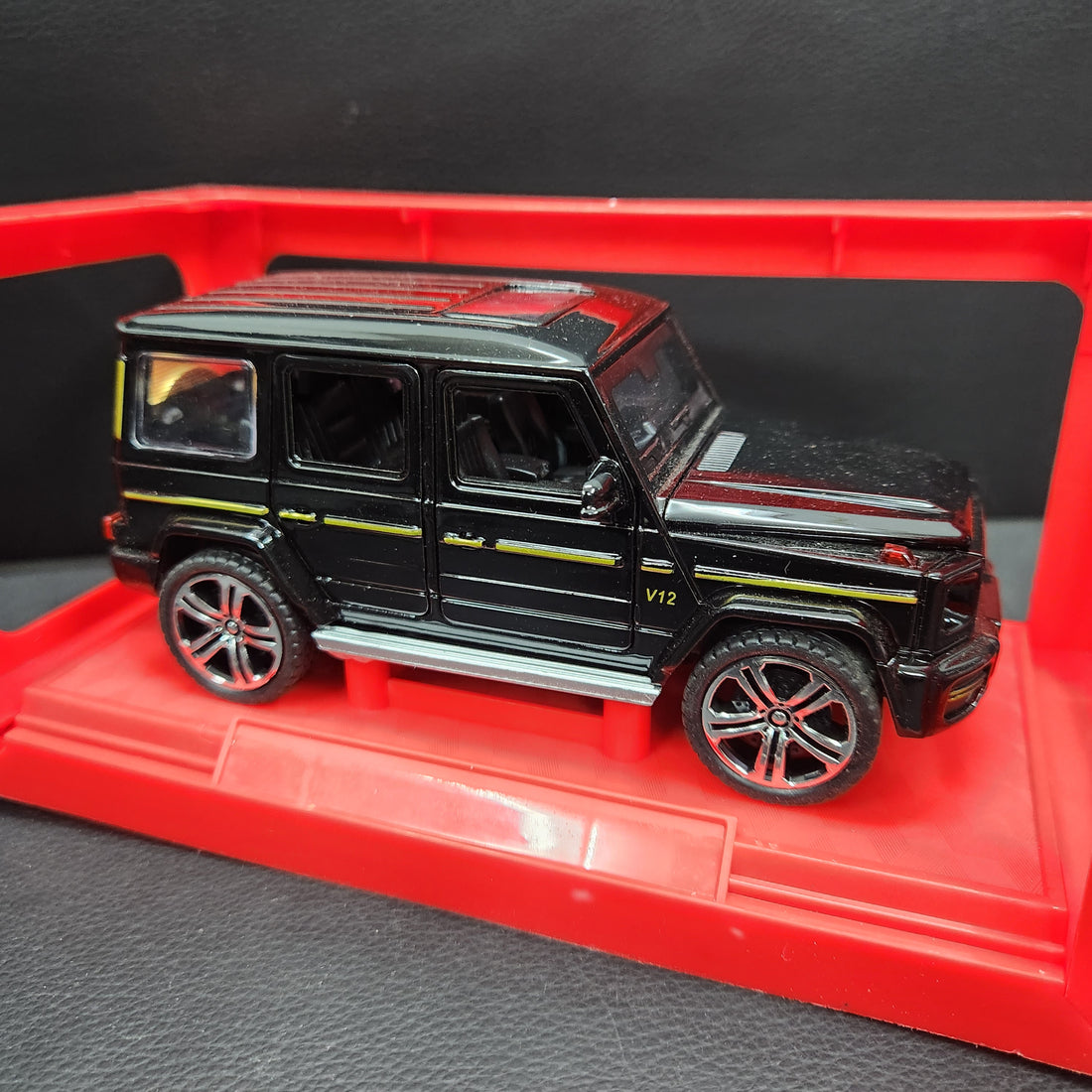 G Wagon G63 V12 AMG Metal Diecast Car