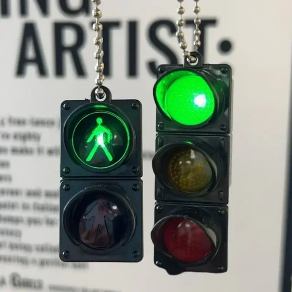 2 Pcs Traffic Signal LED Keychain